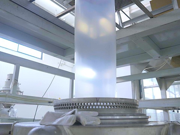 纯宇环保-车间吹膜机